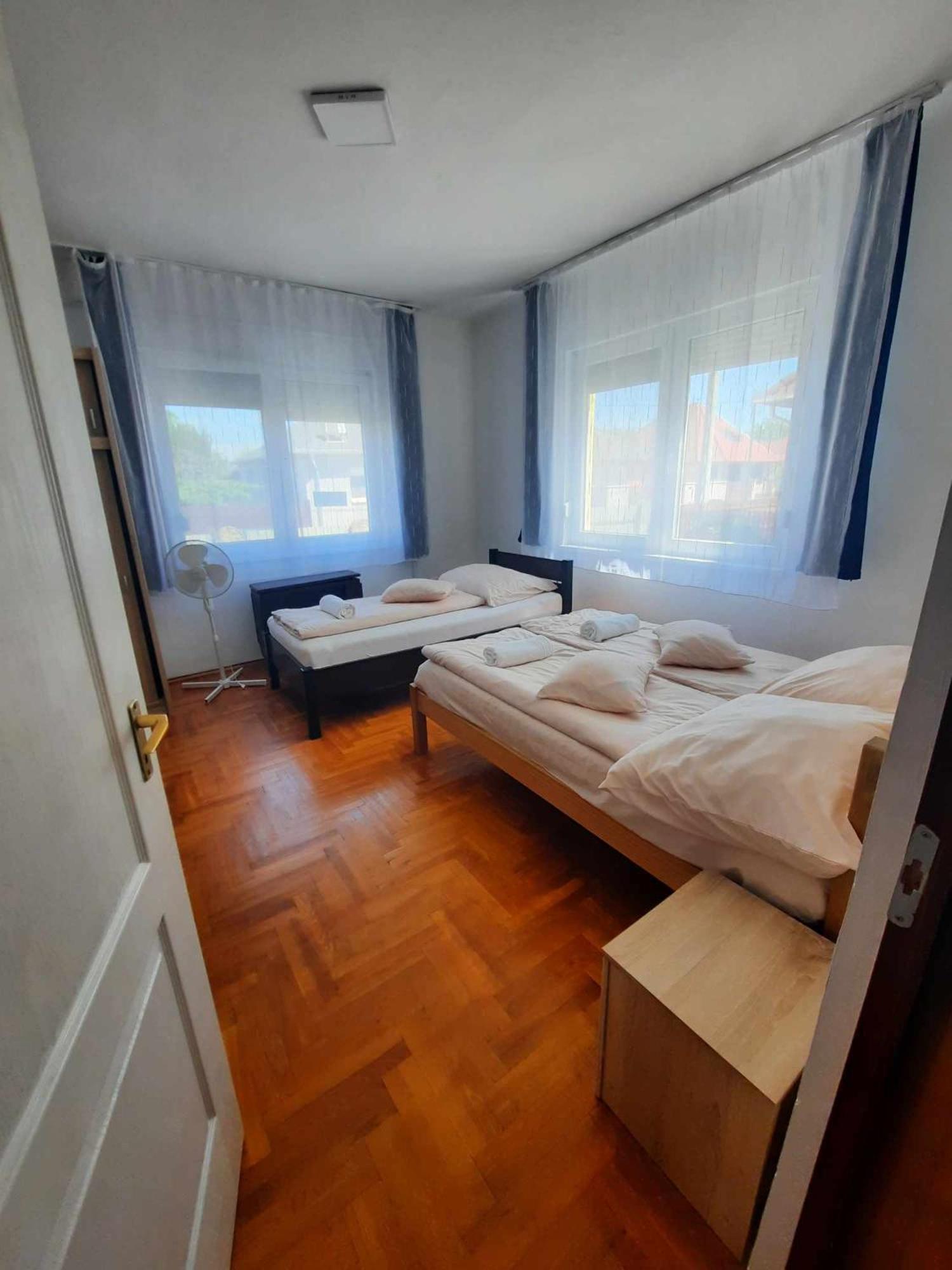 Galeria Vendeghaz Apartment Hajduszoboszlo Exterior photo