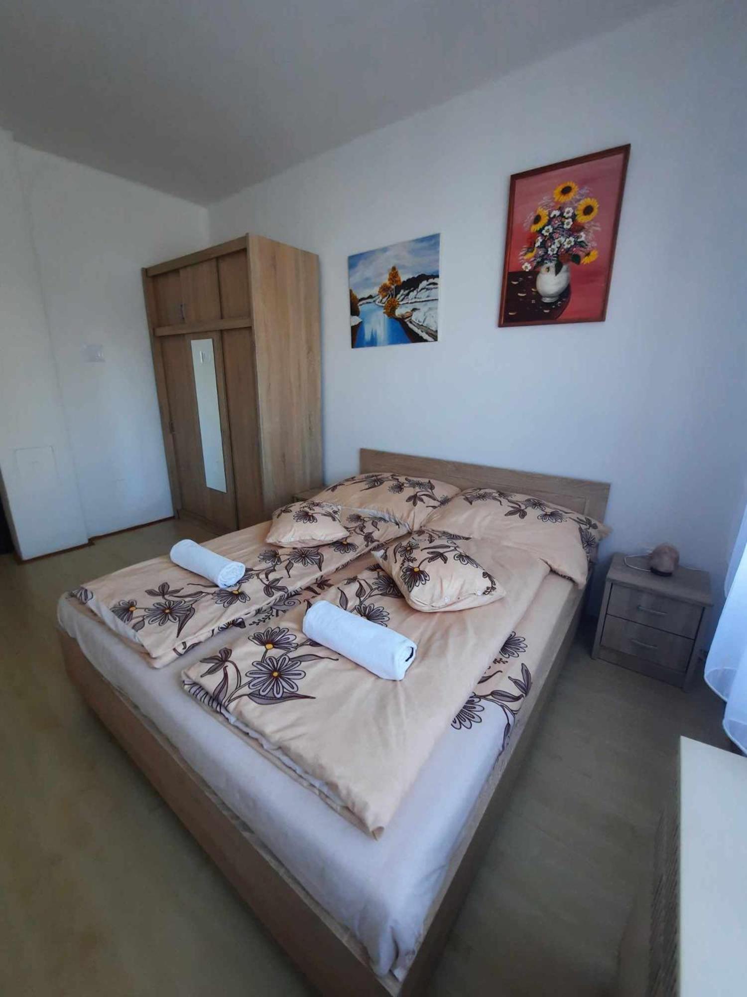 Galeria Vendeghaz Apartment Hajduszoboszlo Exterior photo